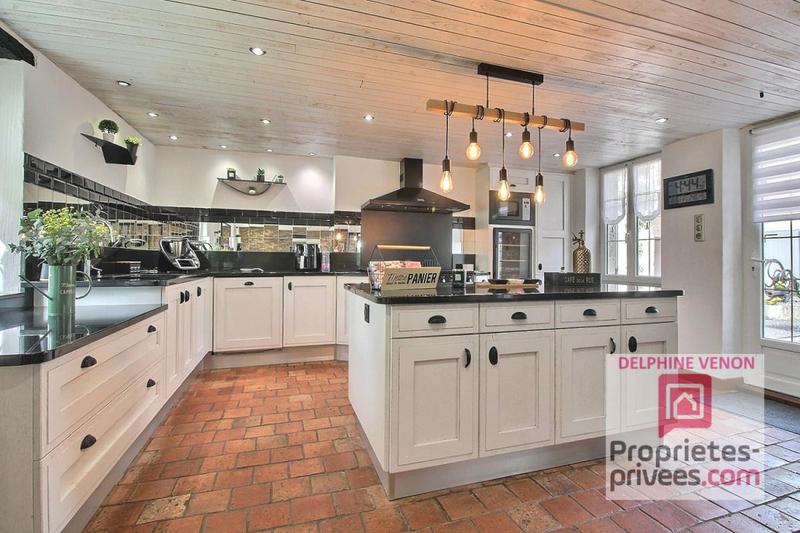 Longère - 230 m² - 5 pièces