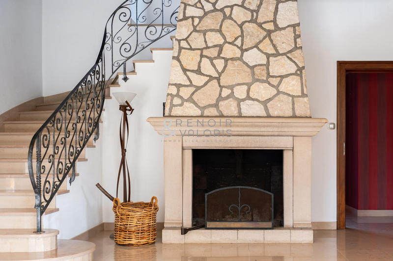 Maison ancienne - 265 m² - 11 pièces