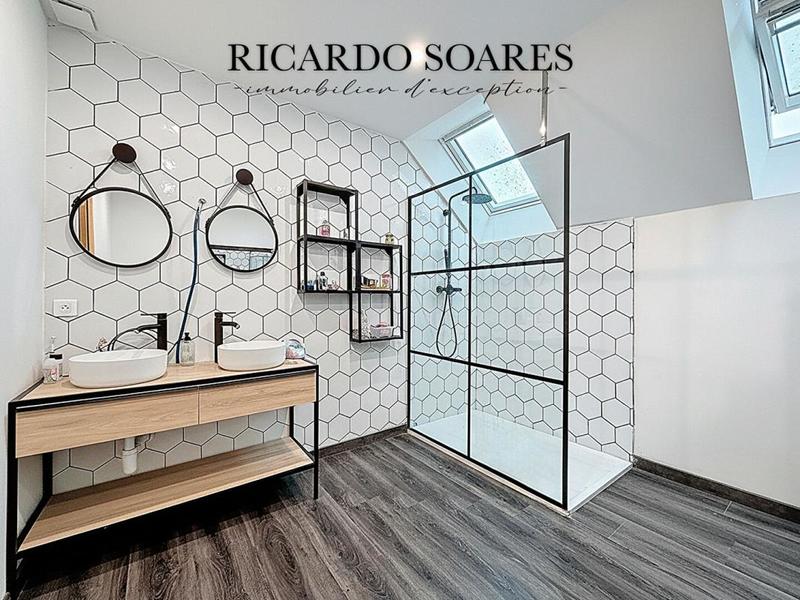 Immeuble - 520 m² - 11 pièces