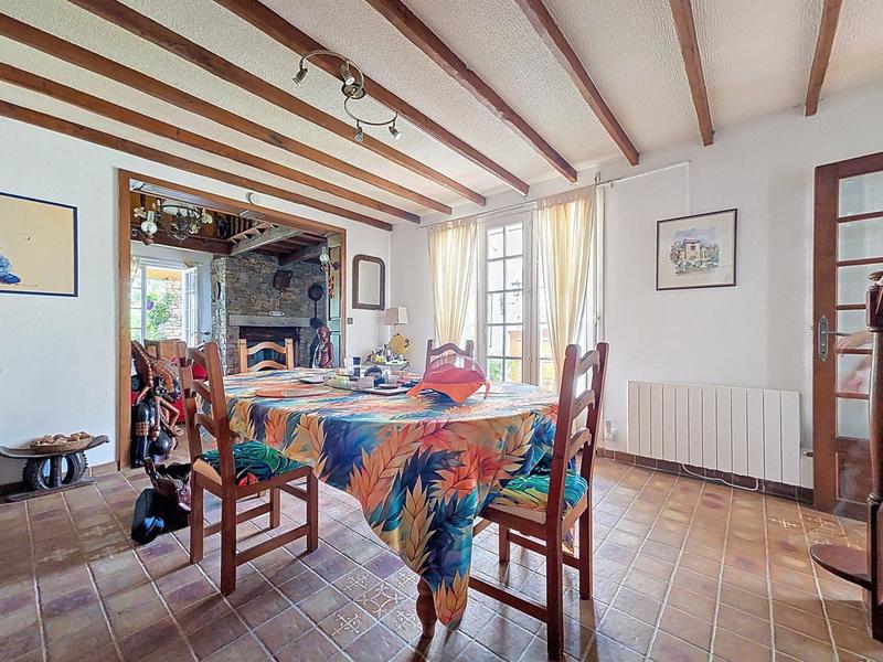 Maison - 182 m² - 5 pièces