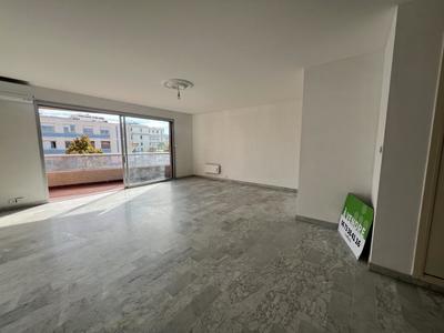 Appartement - 109 m² - 6 pièces