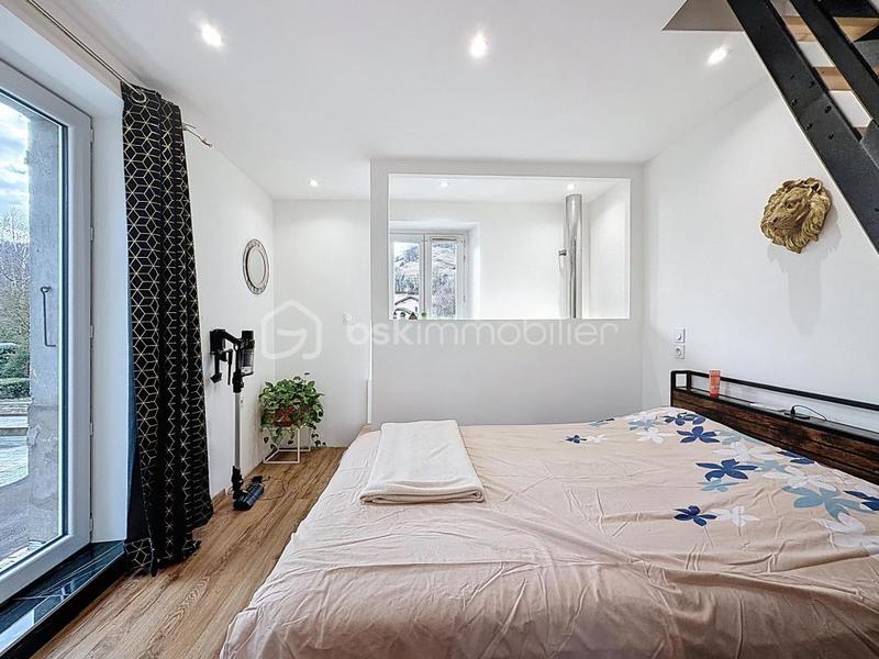 Appartement - 82 m² - 4 pièces