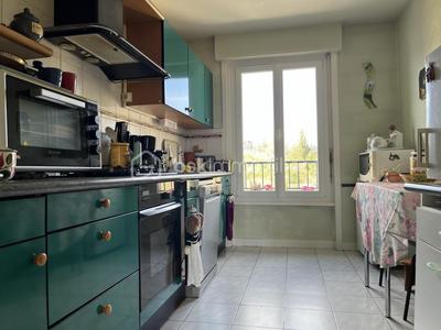 Appartement - 91 m² - 5 pièces