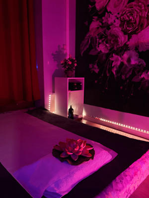 Sakura Massage 75016