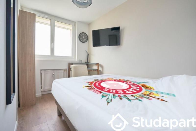 Chambre - 10 m² - 1 pièce