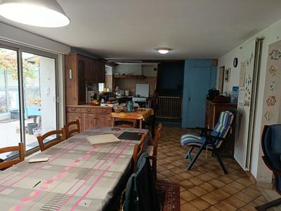 Maison - 168 m² - 7 pièces