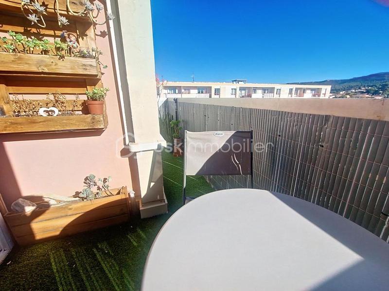 Appartement - 92 m² - 5 pièces