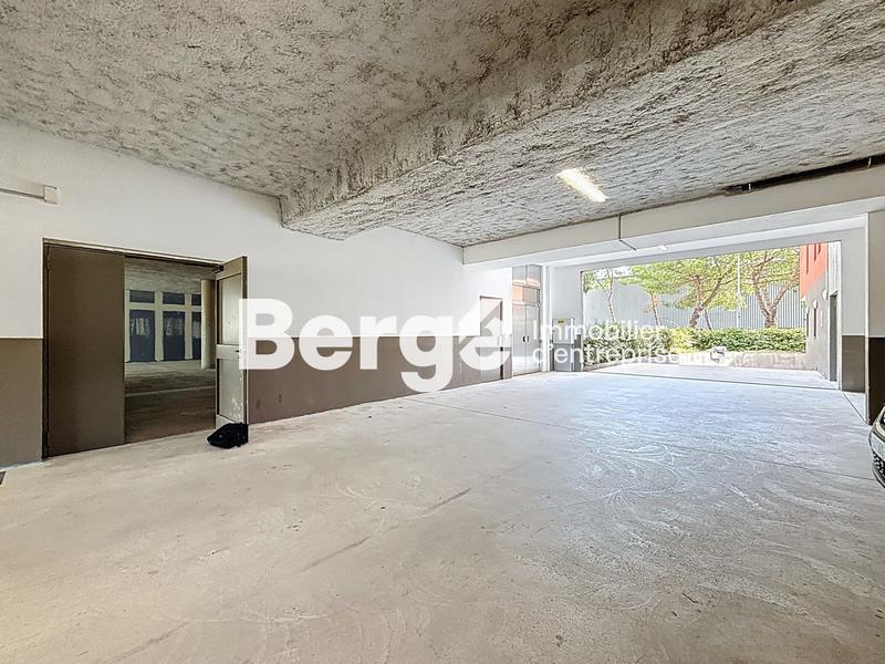 Local commercial - 325 m²