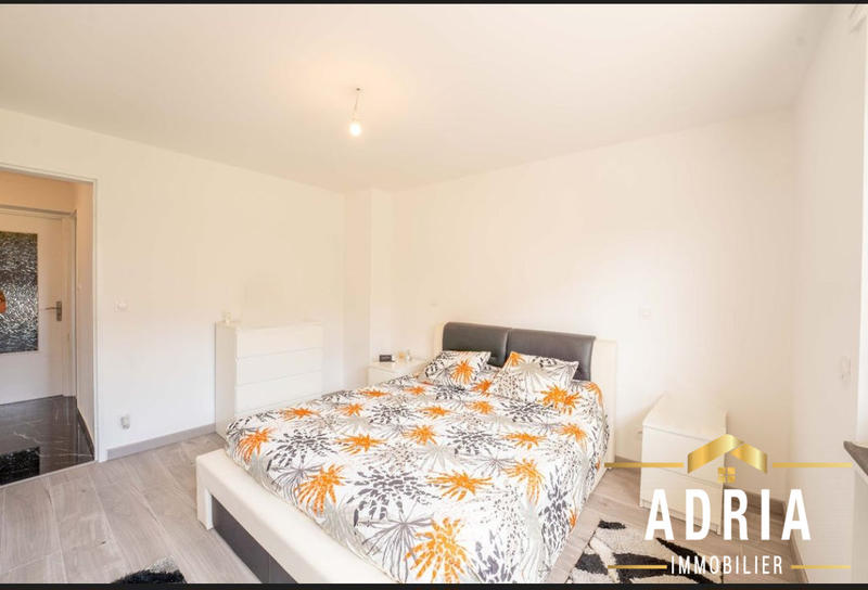 Maison - 189 m² - 7 pièces