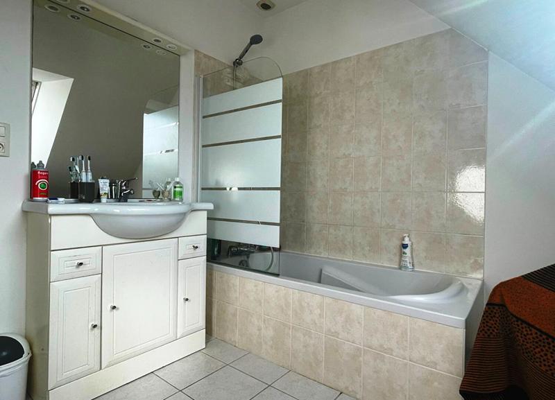 Maison - 107 m² - 6 pièces