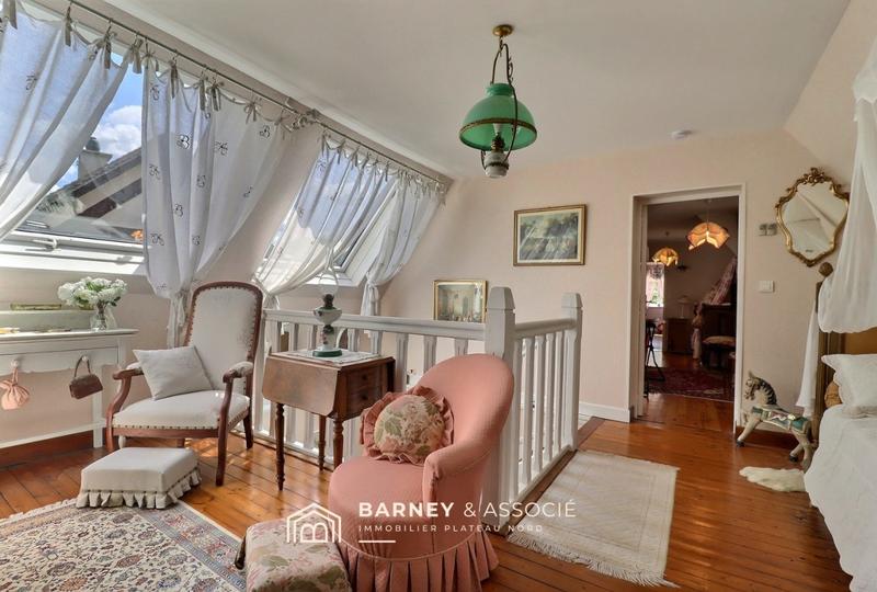 Maison - 163 m² - 5 pièces