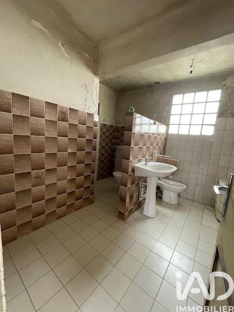 Maison - 187 m² - 7 pièces