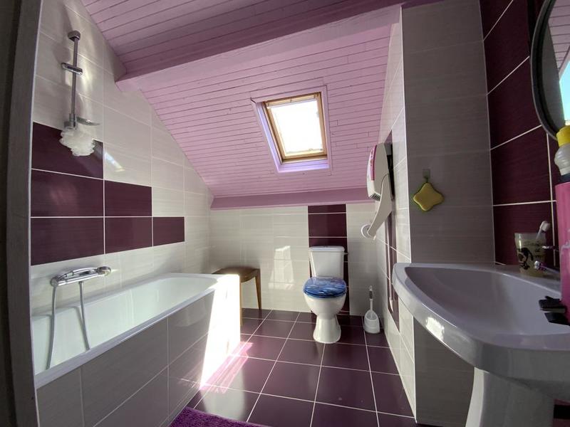 Maison - 165 m² - 8 pièces