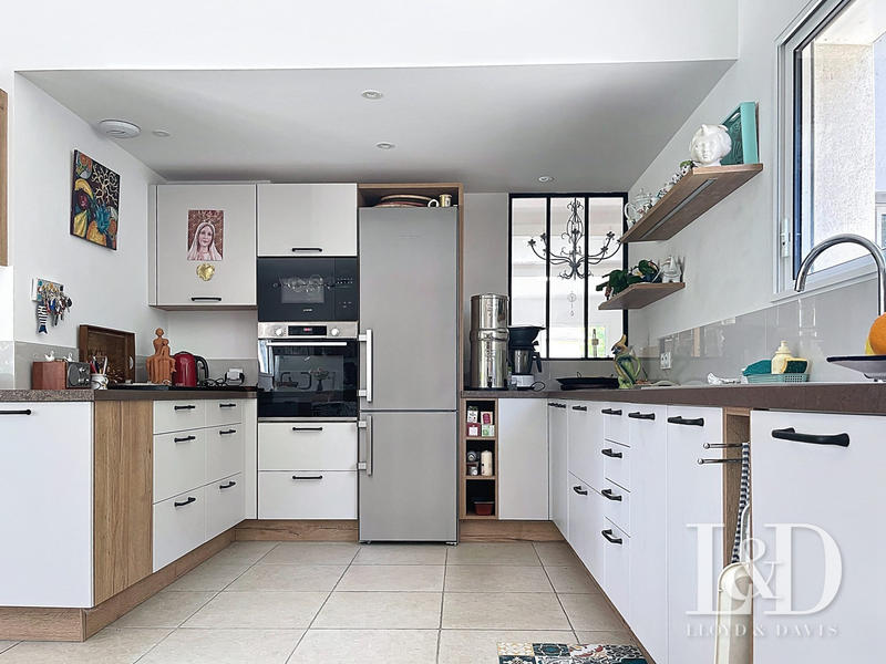 Maison - 175 m² - 5 pièces