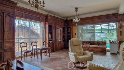 Appartement - 176 m² - 6 pièces