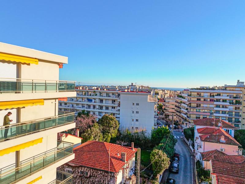 Appartement - 96 m² - 4 pièces