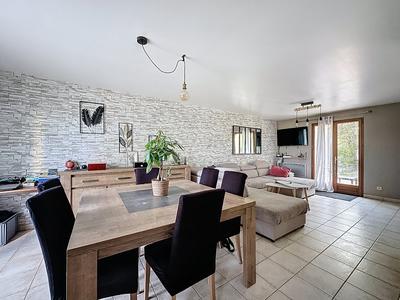 Maison de village - 102 m² - 6 pièces