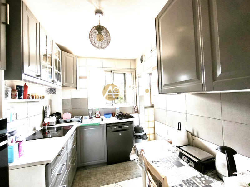 Appartement - 72 m² - 4 pièces