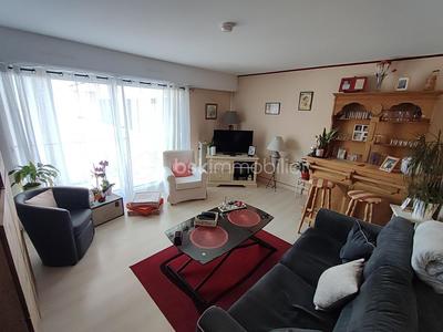 Appartement - 64 m² - 3 pièces