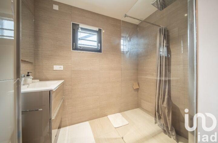 Maison de maîtres - 220 m² - 7 pièces