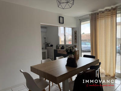 Appartement - 90 m² - 5 pièces