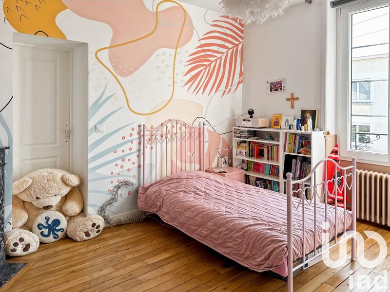 Maison - 220 m² - 7 pièces