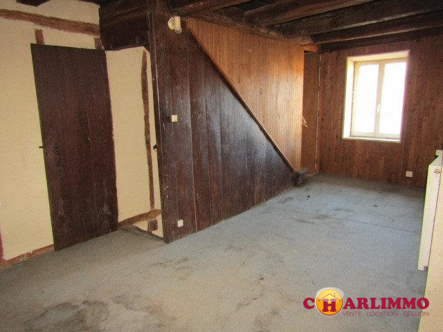 Maison traditionnelle - 77 m² - 4 pièces