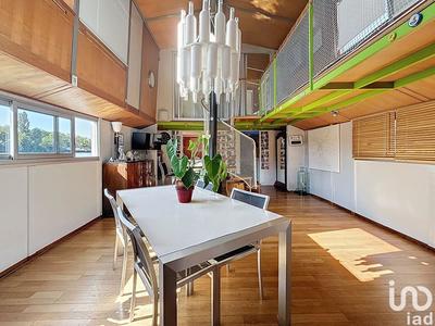 Maison - 223 m² - 6 pièces