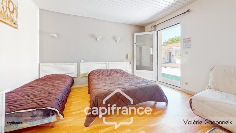 Propriété - 765 m² - 23 pièces