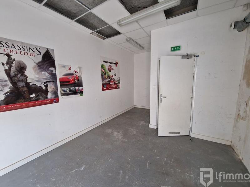 Maison - 476 m² - 10 pièces