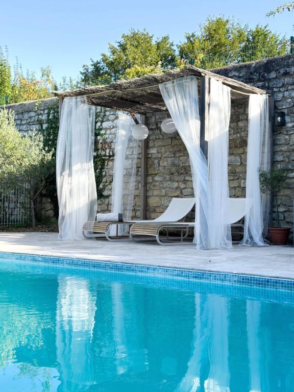 Propriété - 255 m² - 8 pièces