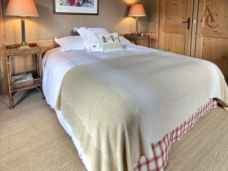 Appartement - 120 m² - 6 pièces