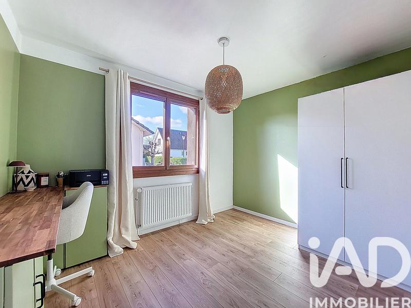 Maison - 98 m² - 5 pièces