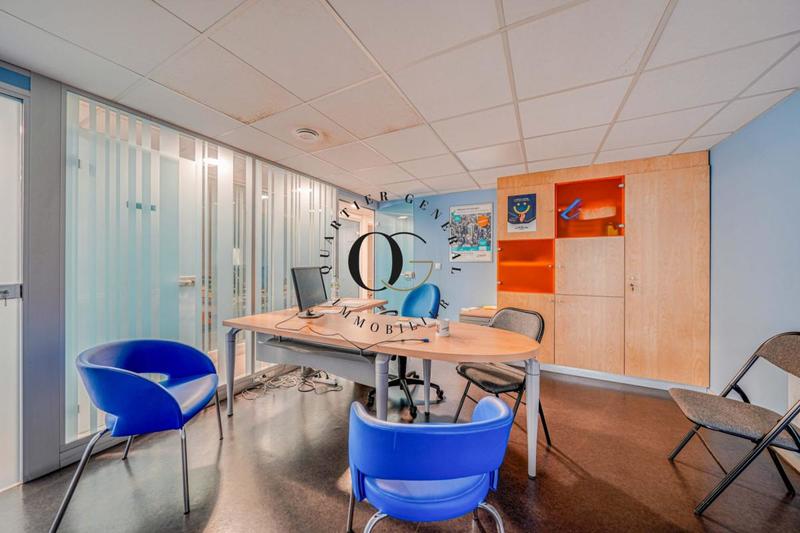 Local commercial - 147 m²