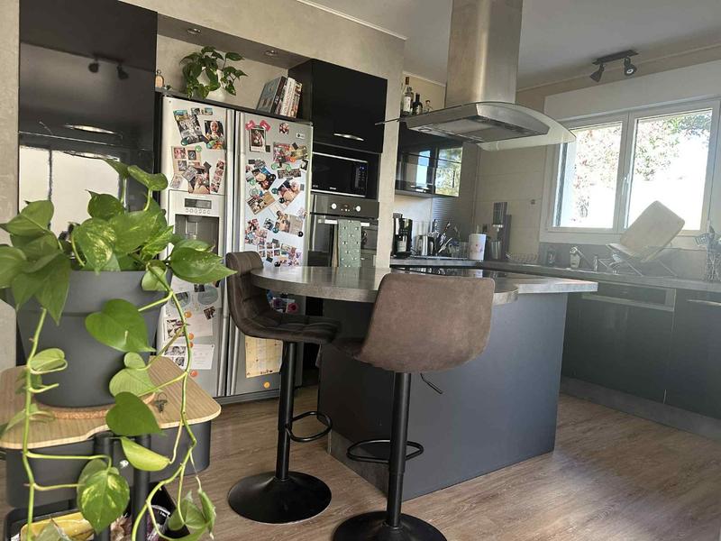 Maison - 97 m² - 5 pièces