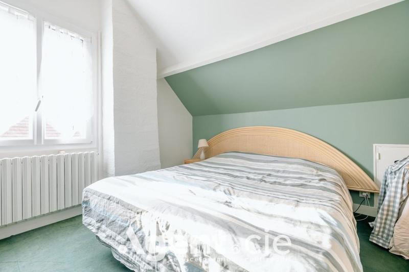 Maison - 184 m² - 7 pièces