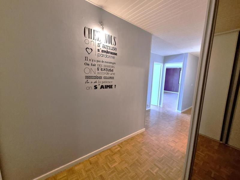 Appartement - 82 m² - 3 pièces