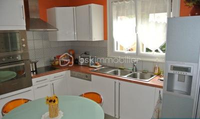 Maison - 89 m² - 6 pièces