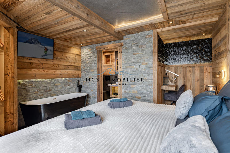 Châlet - 275 m² - 10 pièces