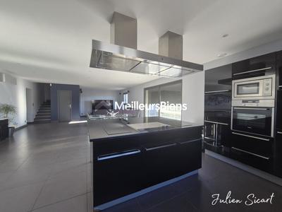 Villa - 155 m² - 5 pièces