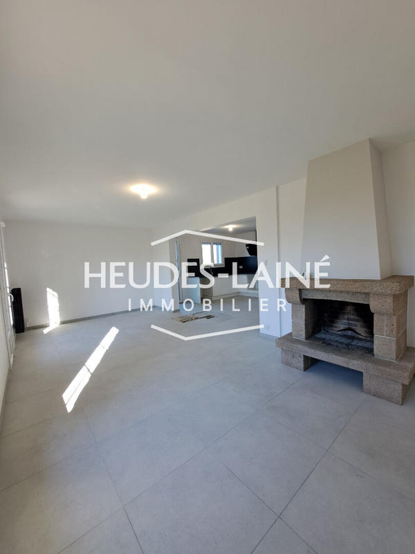 Maison - 95 m² - 5 pièces