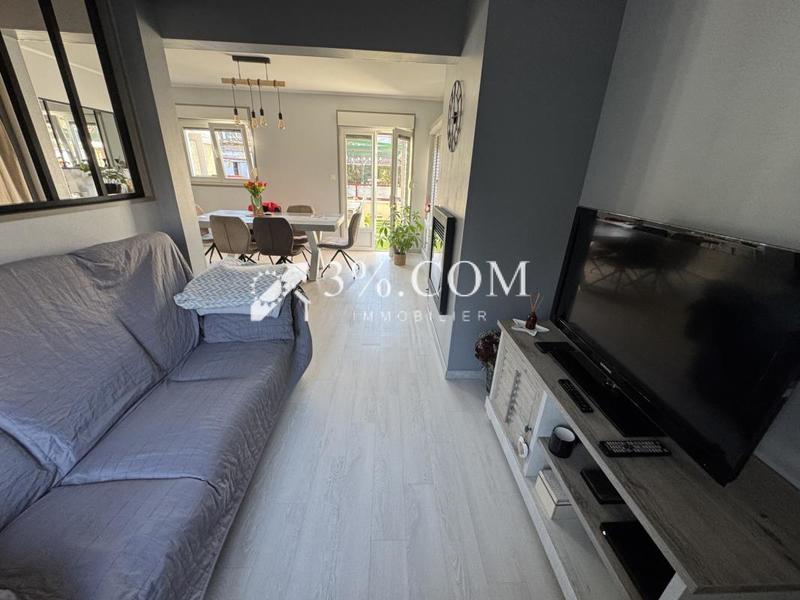 Maison - 92 m² - 6 pièces