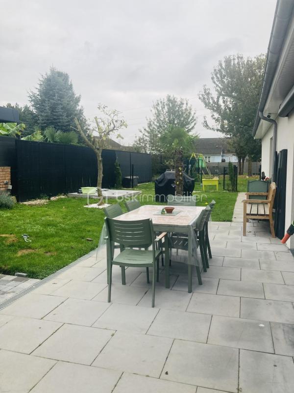 Maison - 145 m² - 7 pièces