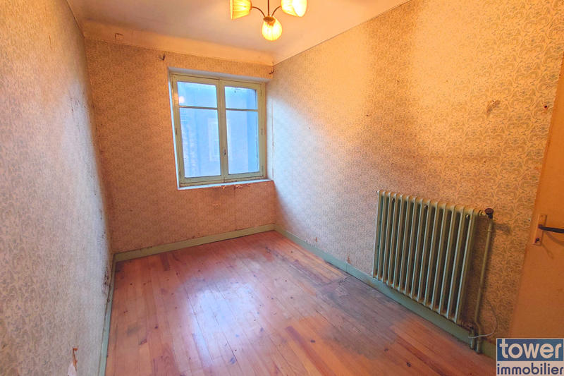 Maison - 60 m² - 5 pièces