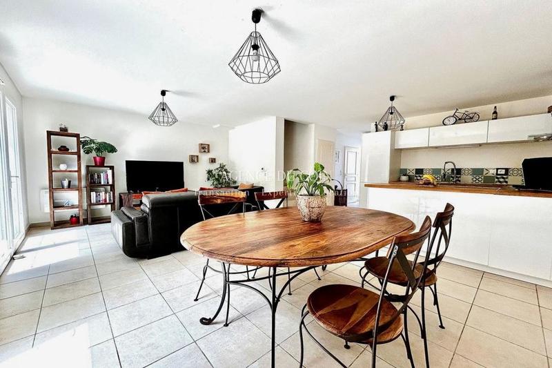 Maison - 83 m² - 4 pièces