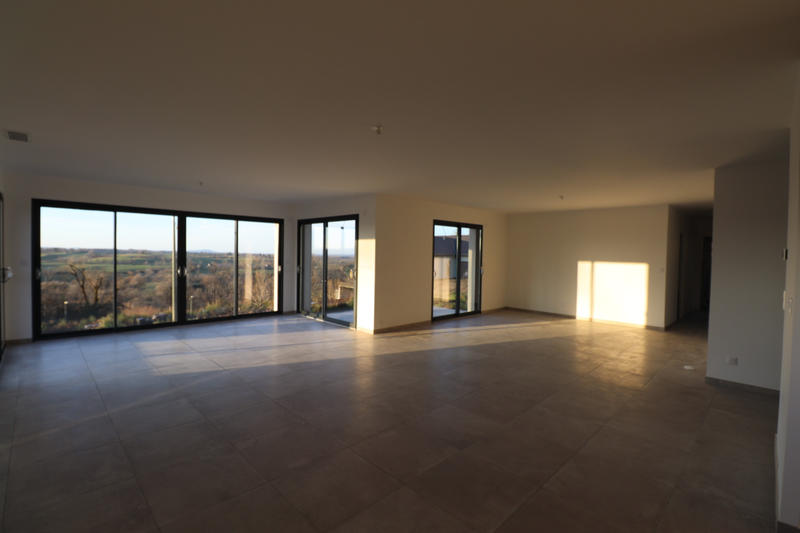 Maison - 136 m² - 4 pièces