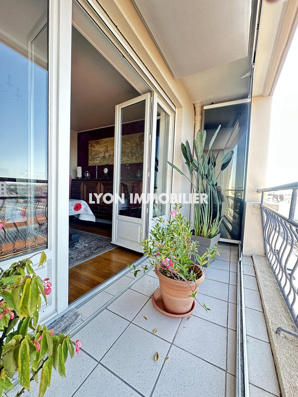 Appartement - 79 m² - 4 pièces