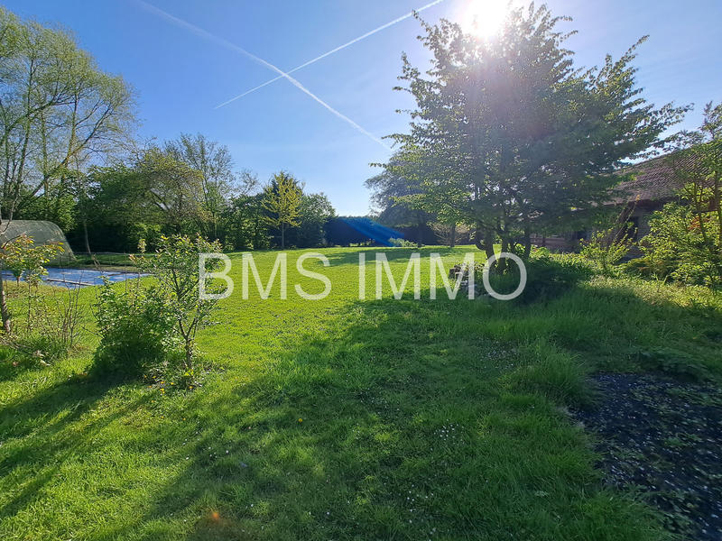 Maison - 270 m² - 8 pièces