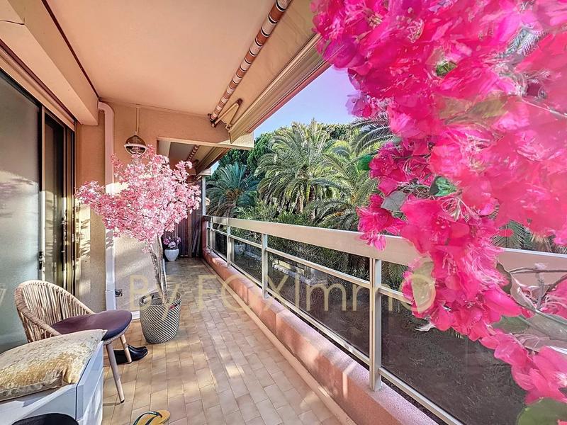 Appartement - 97 m² - 4 pièces