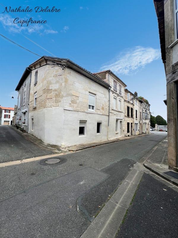 Maison de ville - 139 m² - 6 pièces